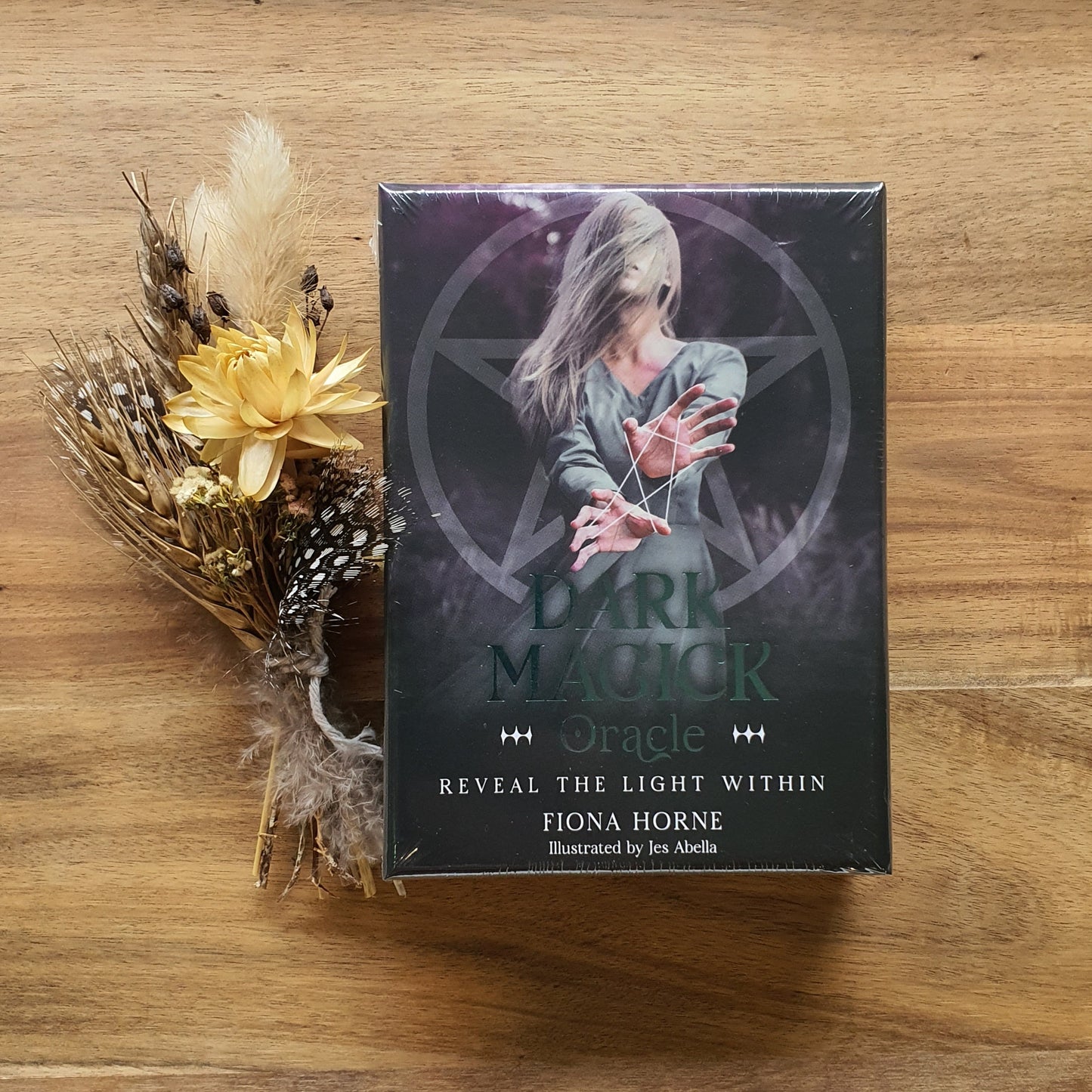 Dark Magick Oracle: Reveal the Light Within