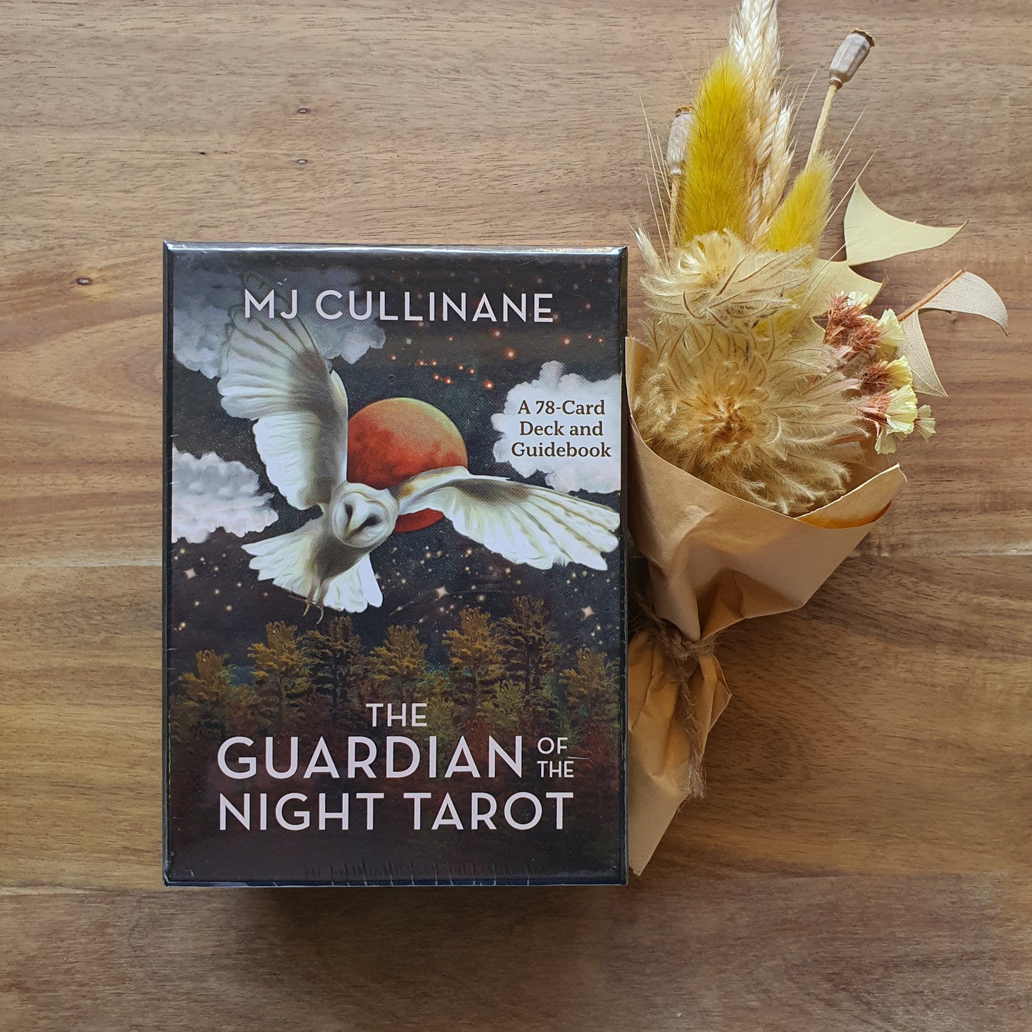 Guardian of the Night Tarot