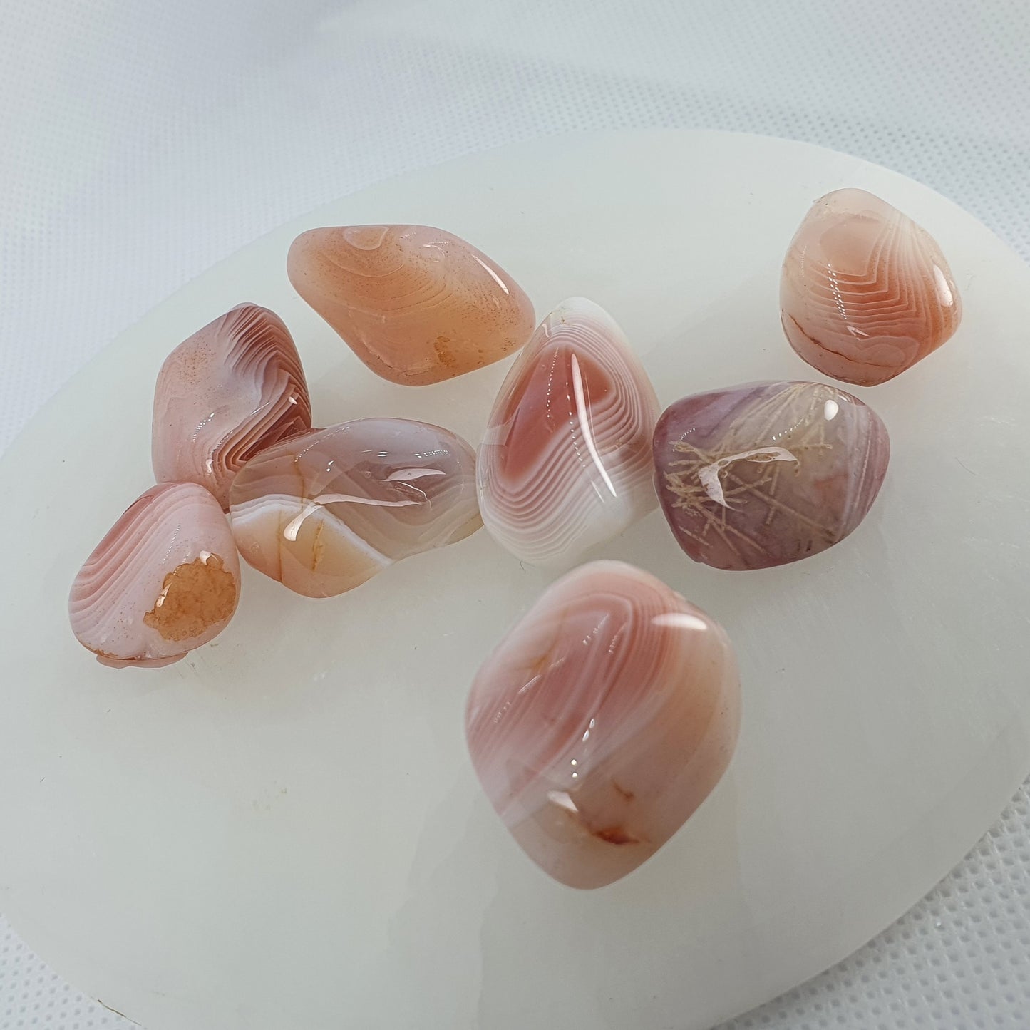 Crystals - Agate (Apricot) Tumbled Stone