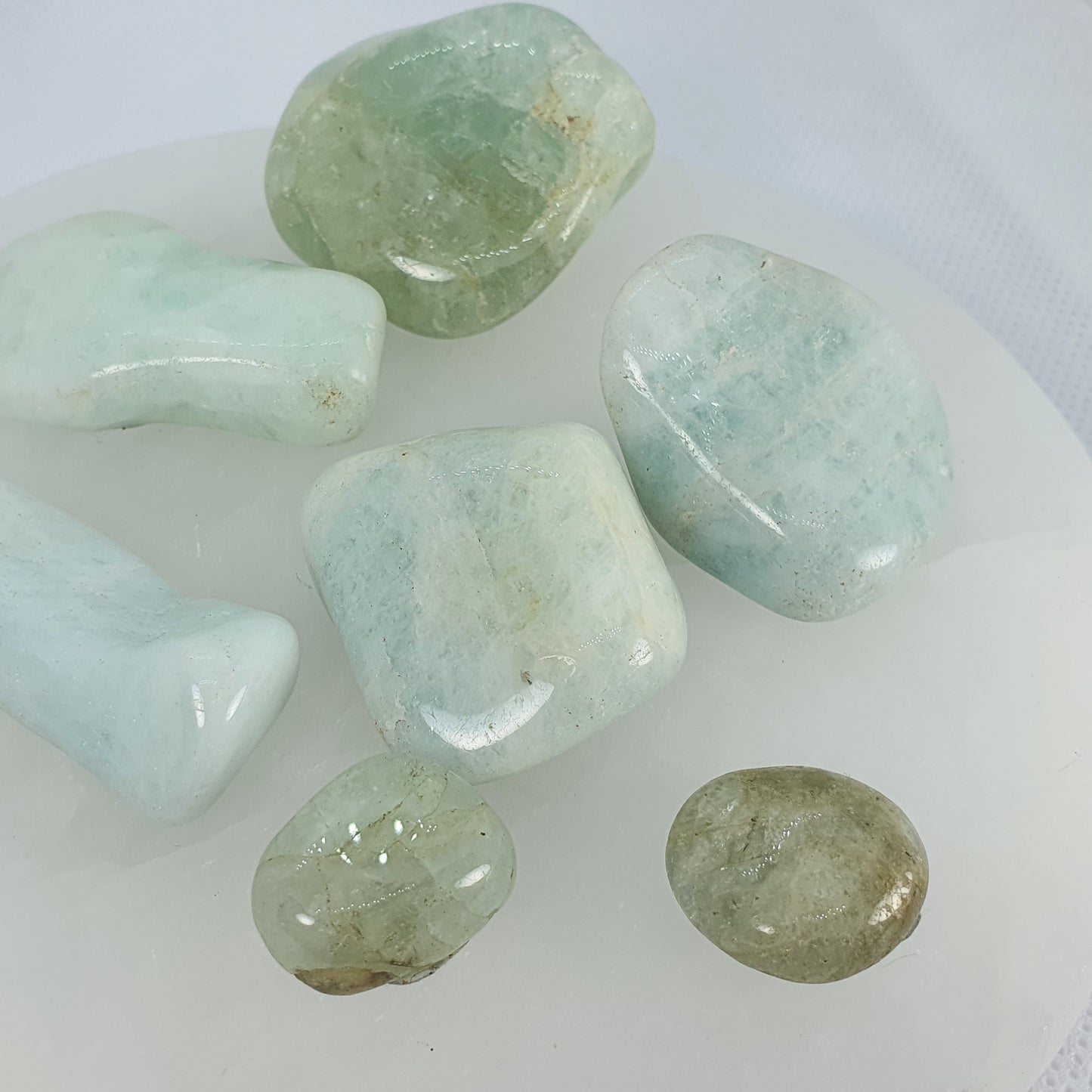 Crystals - Aquamarine Tumbled Stone