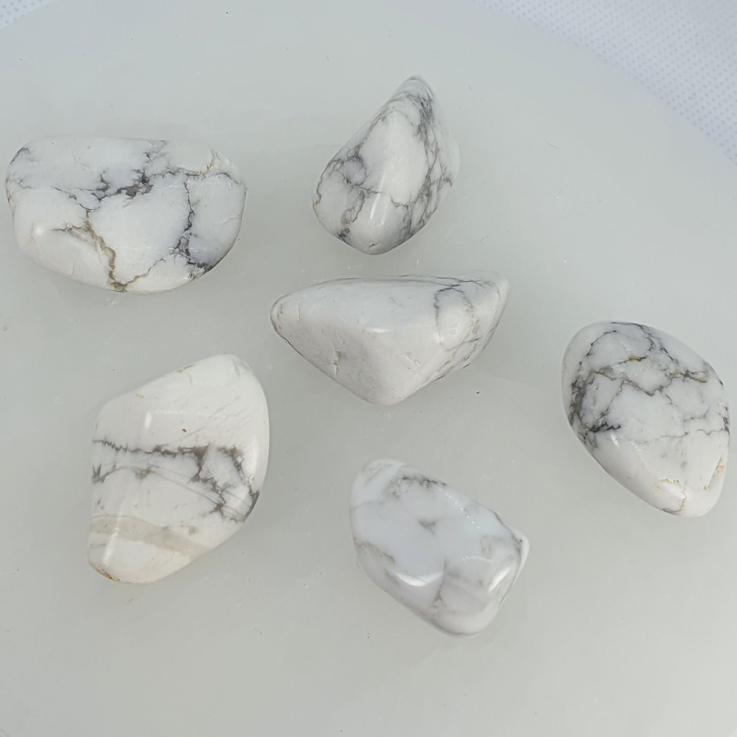 Crystals - Howlite Tumbled Stone