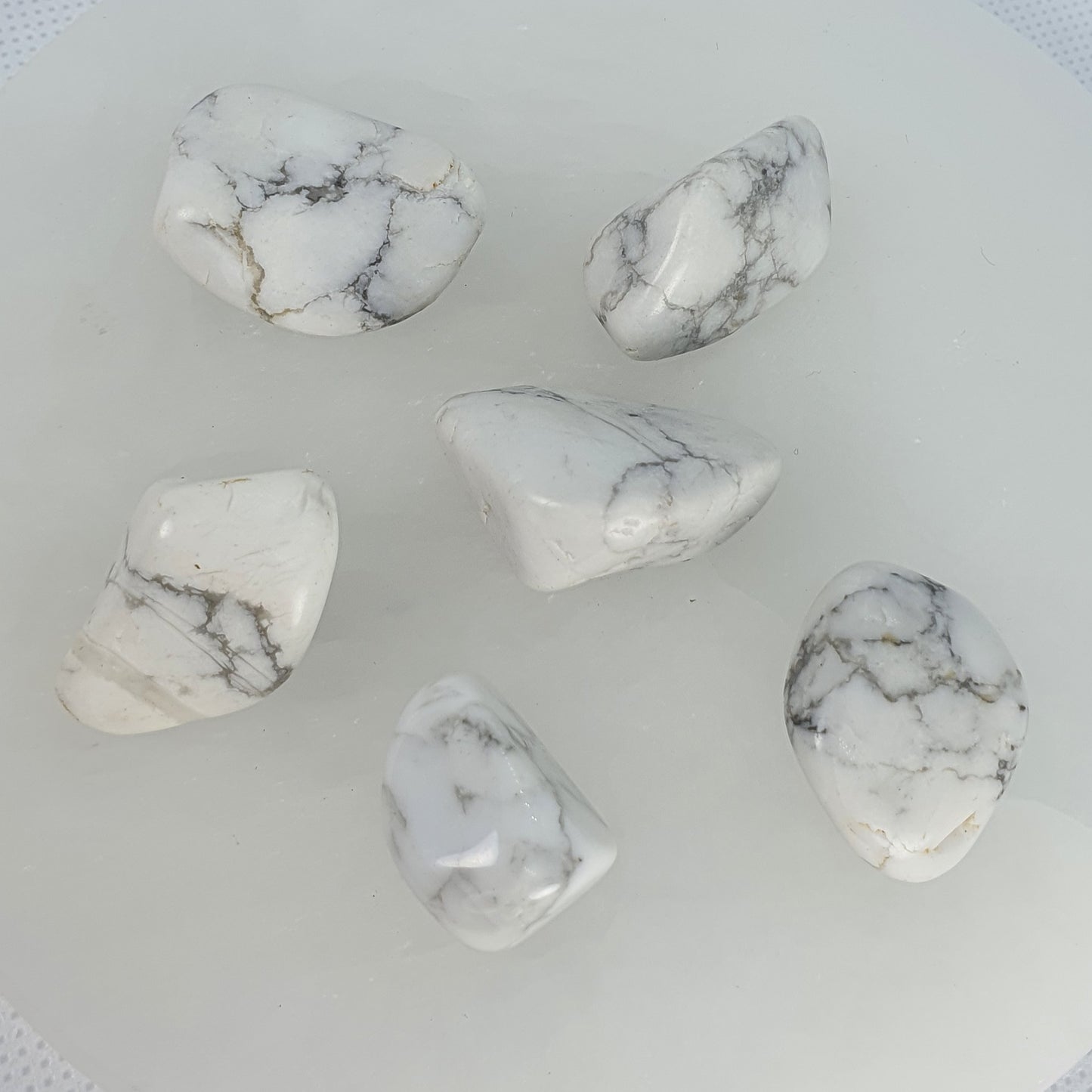 Crystals - Howlite Tumbled Stone
