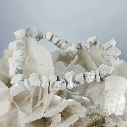 Crystals - Howlite Bracelet (Chips)