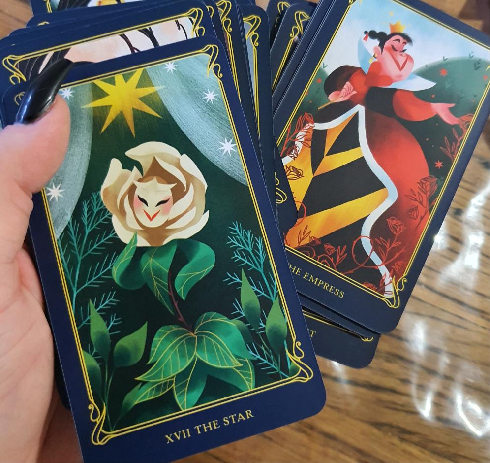 Alice In Wonderland Tarot Deck