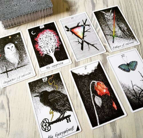 The Wild Unknown Tarot Deck And Guidebook