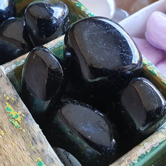 Crystals - Tourmaline (Black) Tumbled Stone