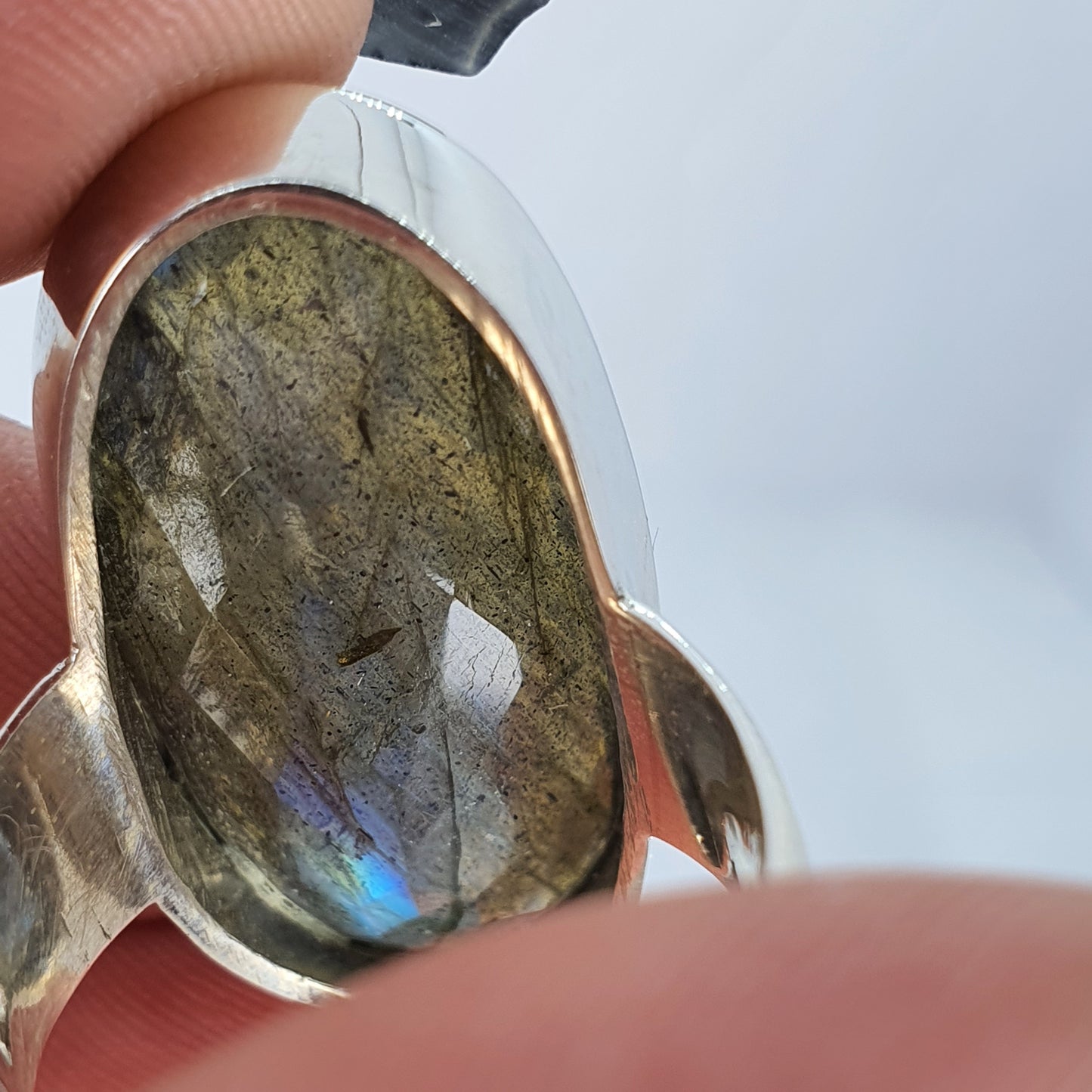 Crystals - Labradorite Ring - Sterling Silver