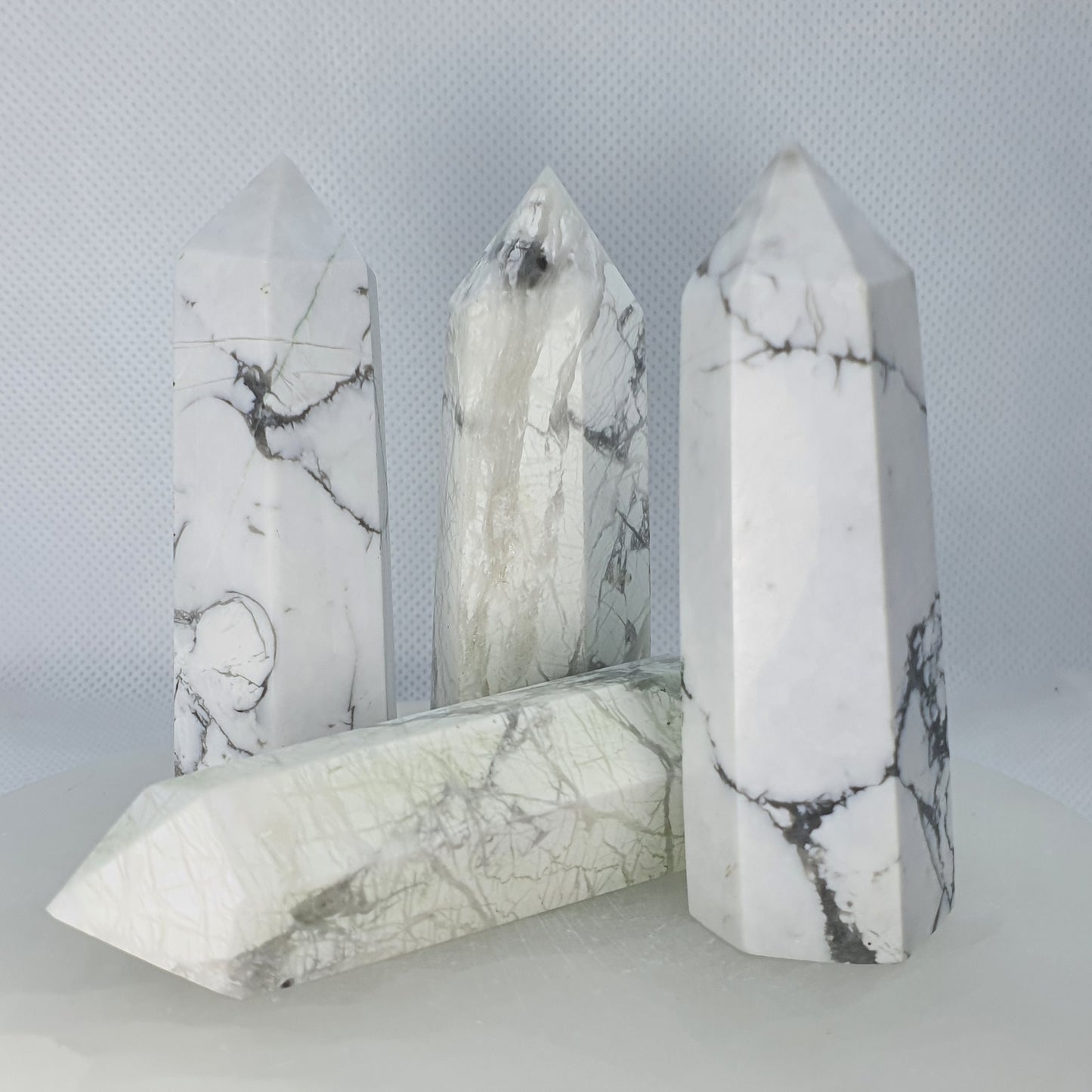 Crystals - Howlite Generators/Points