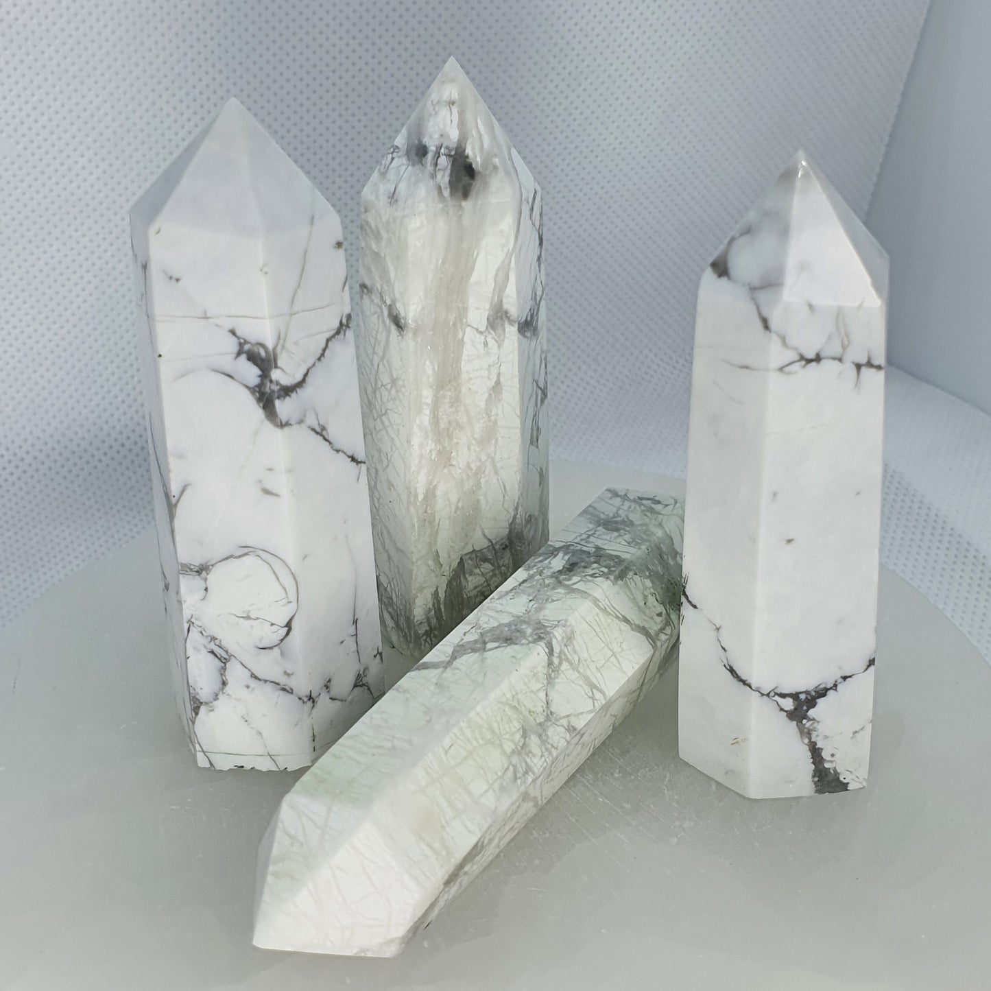 Crystals - Howlite Generators/Points