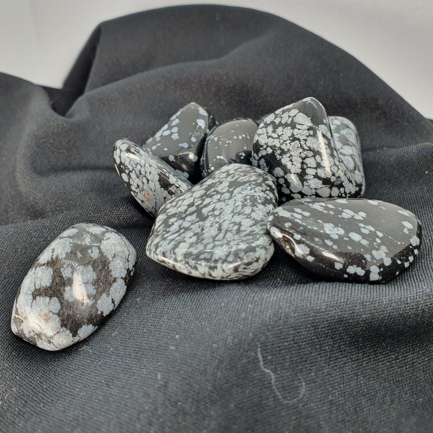 Crystals - Obsidian (Snowflake) Tumbled Stone